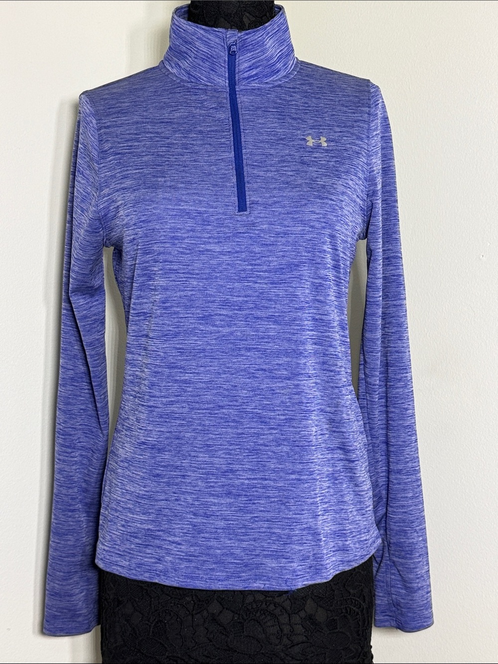 Under Armour Women’s Blue Heathered Quarter-Zip Long Sleeve Top